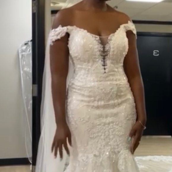Wedding dress